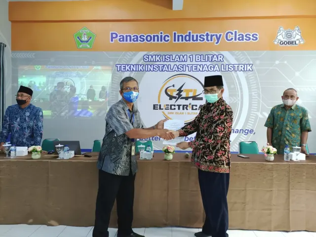 Penandatanganan kerja sama dengan Panasonic