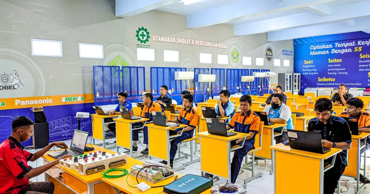 Teknik Instalasi Tenaga Listrik di SMKS Islam 1 Kota Blitar: Apa Saja yang Dipelajari?